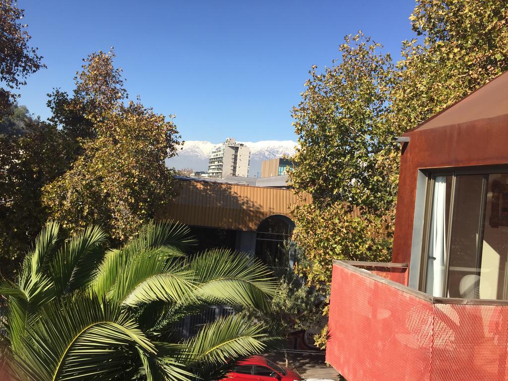 Hostal Caracol Santiago Exterior photo